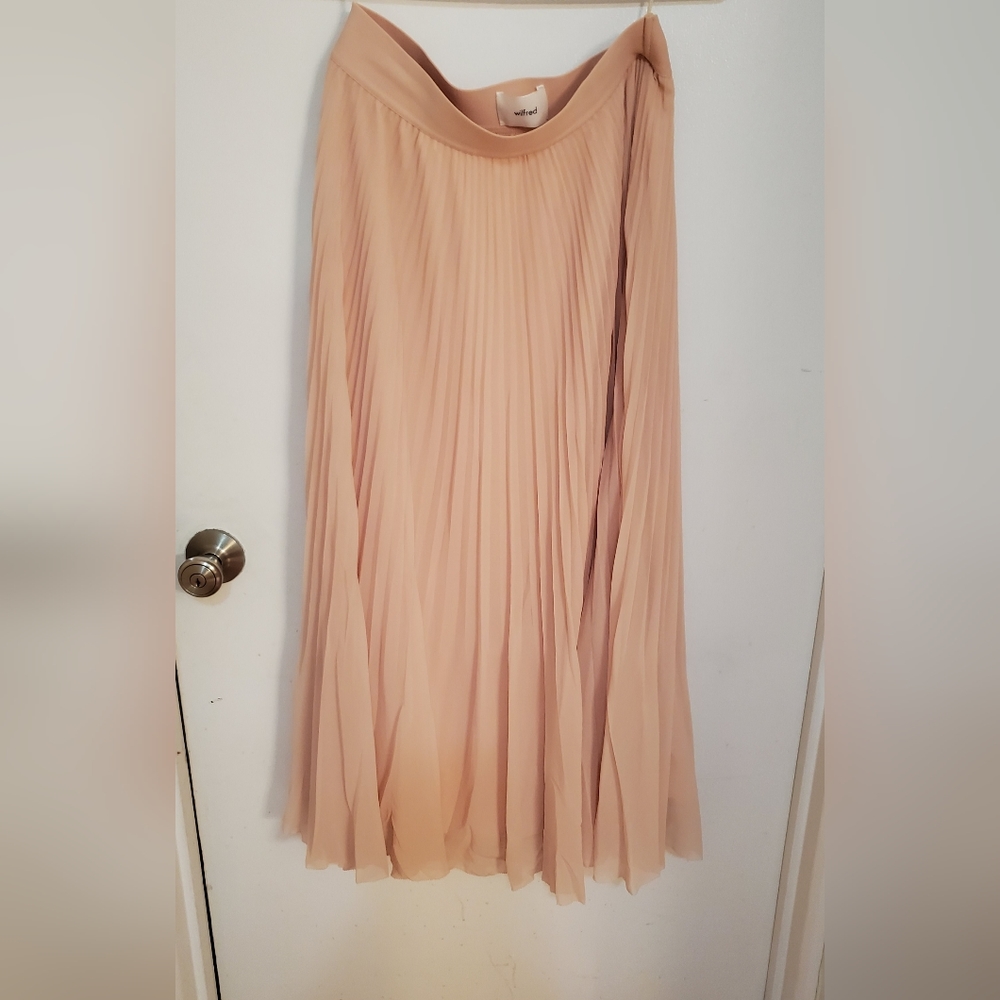 Aritzia Wilfred Twirl Midi Skirt